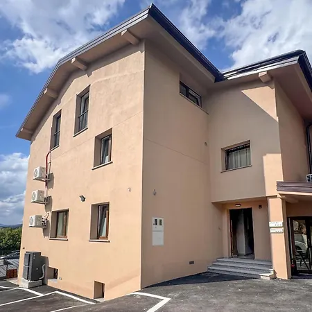 Adelsberg Inn-2 By Interhome *