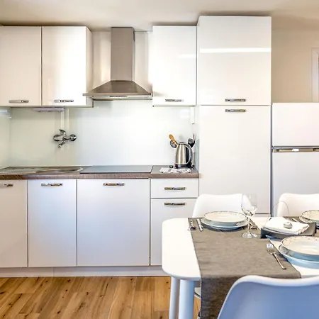 Adelsberg Inn-2 By Interhome