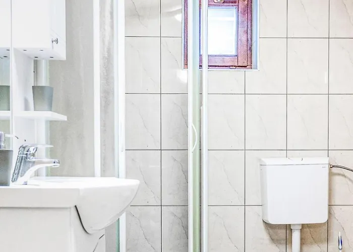 Adelsberg Inn-2 By Interhome Appartamento